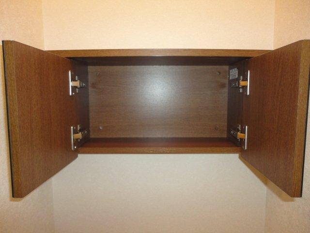 拡大写真:サンヴィレッジ Ⅱ 1階105のトイレ収納