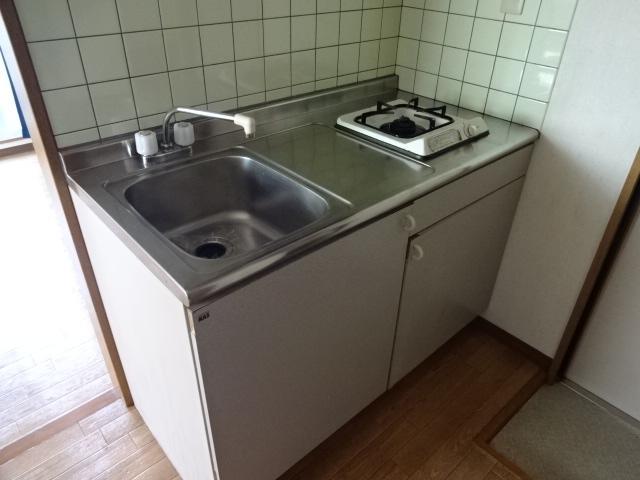 拡大写真:リヴィエラ二葉町 6階605のキッチン