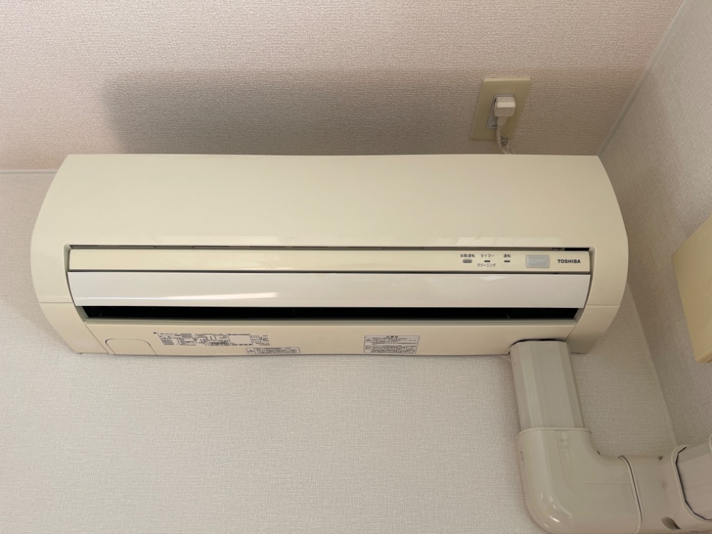 拡大写真:ウイングコート A 2階206のエアコン2台