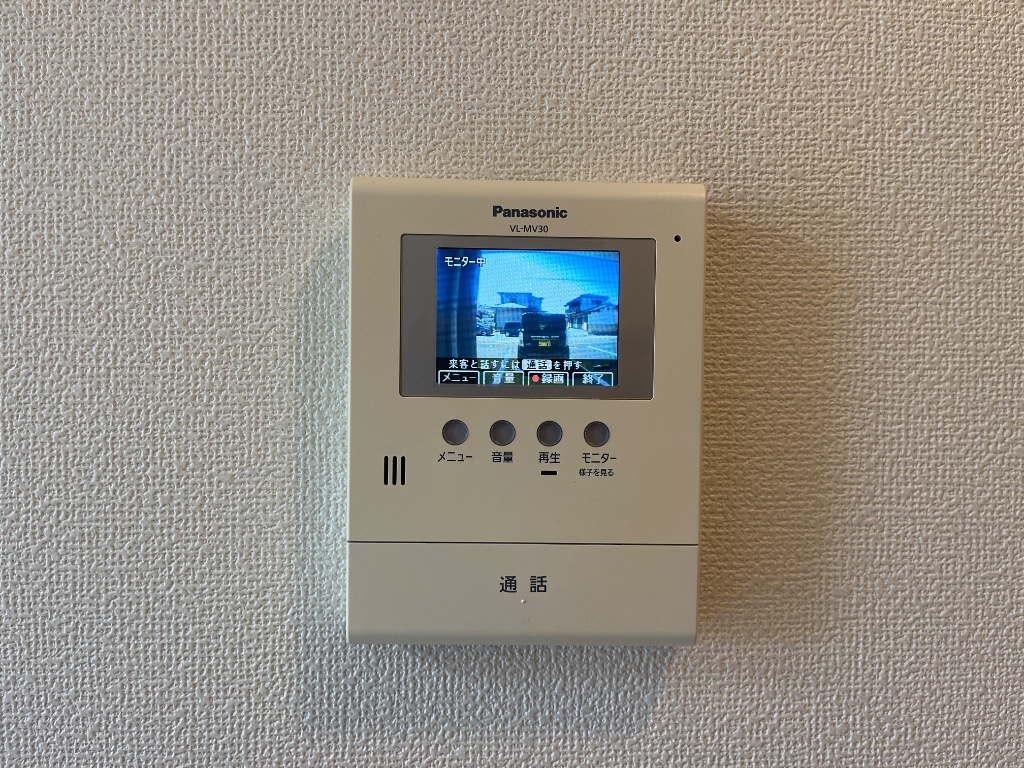 拡大写真:フォレストヴィラ 1階105のカメラ付インターホン