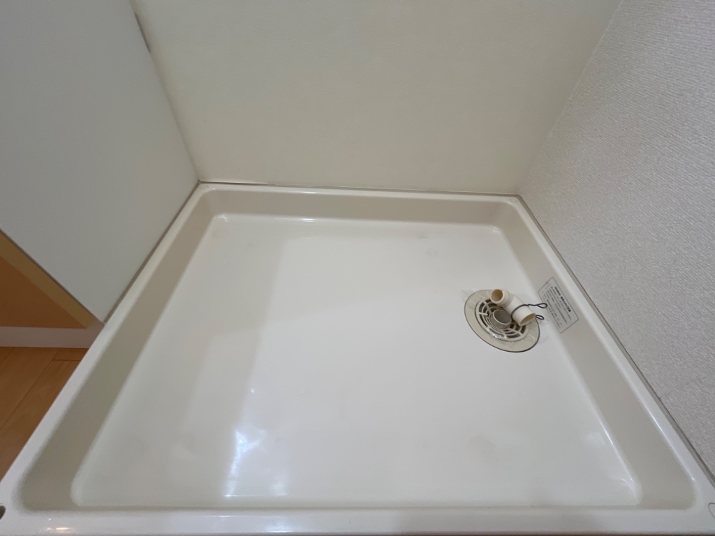 拡大写真:ファインコート北野Ⅰ 1階102の洗濯機置場