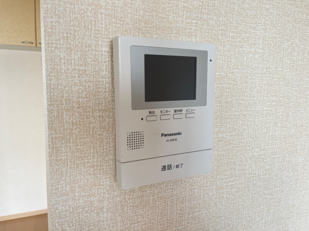 拡大写真:ディアコート札場 C棟 1階101のカメラ付インターホン