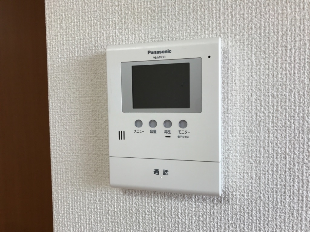 拡大写真:パストラル 1階101のカメラ付インターホン