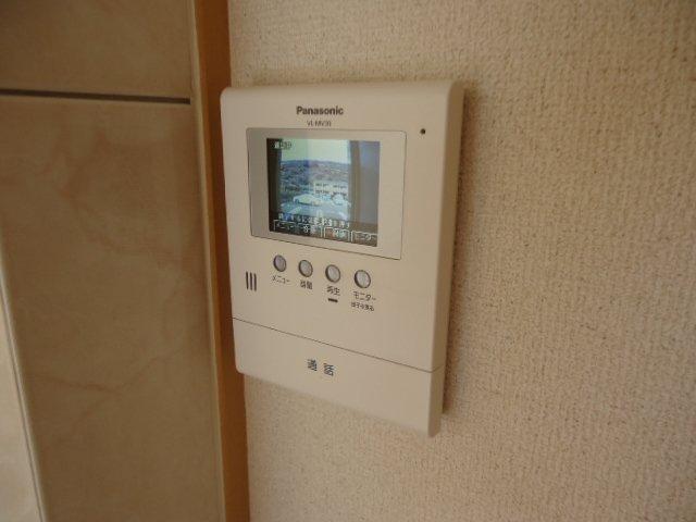 拡大写真:フェアリーコート Aya 1階101のカメラ付インターホン(イメージ)