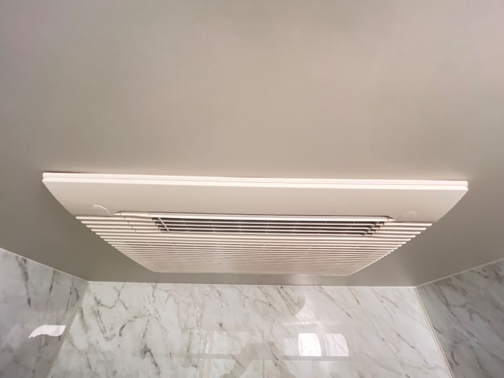 拡大写真:クレストールアン 1階103の浴室乾燥機