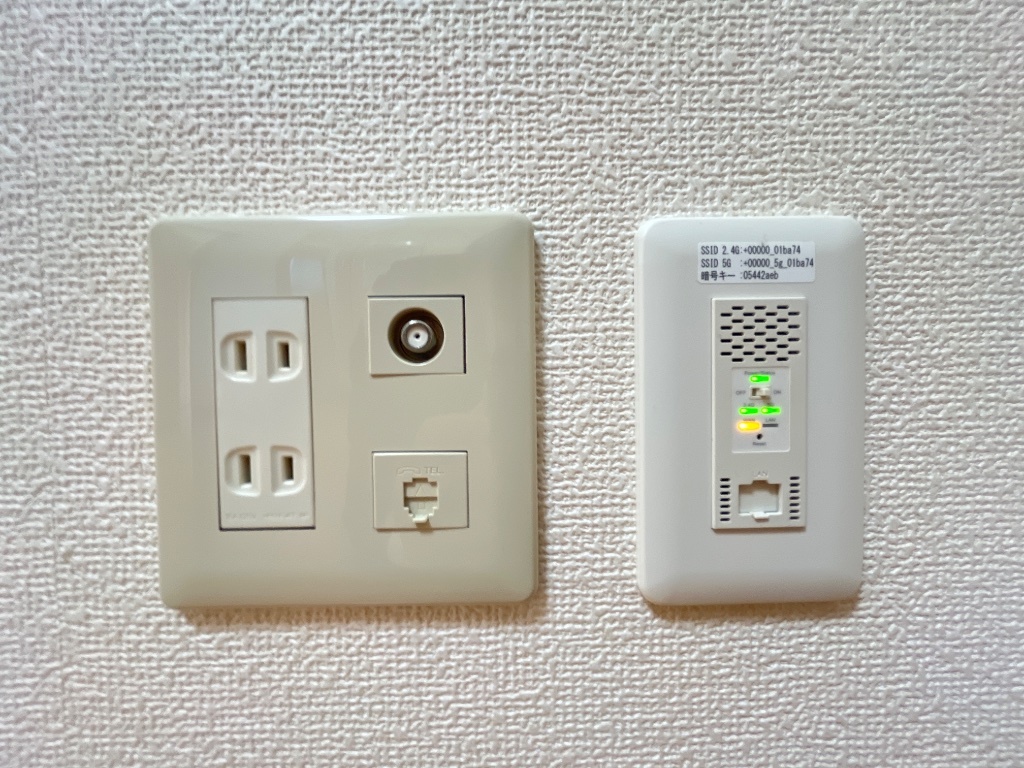 拡大写真:クレストールアン 1階103の埋め込み式Wi-Fi
