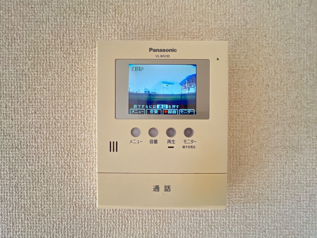 拡大写真:クレストールアン 1階103のカメラ付インターホン
