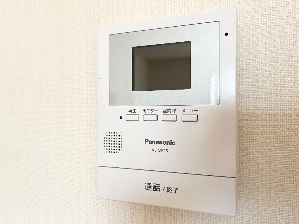 拡大写真:グランチェスタⅠ 1階101のカメラ付インターホン