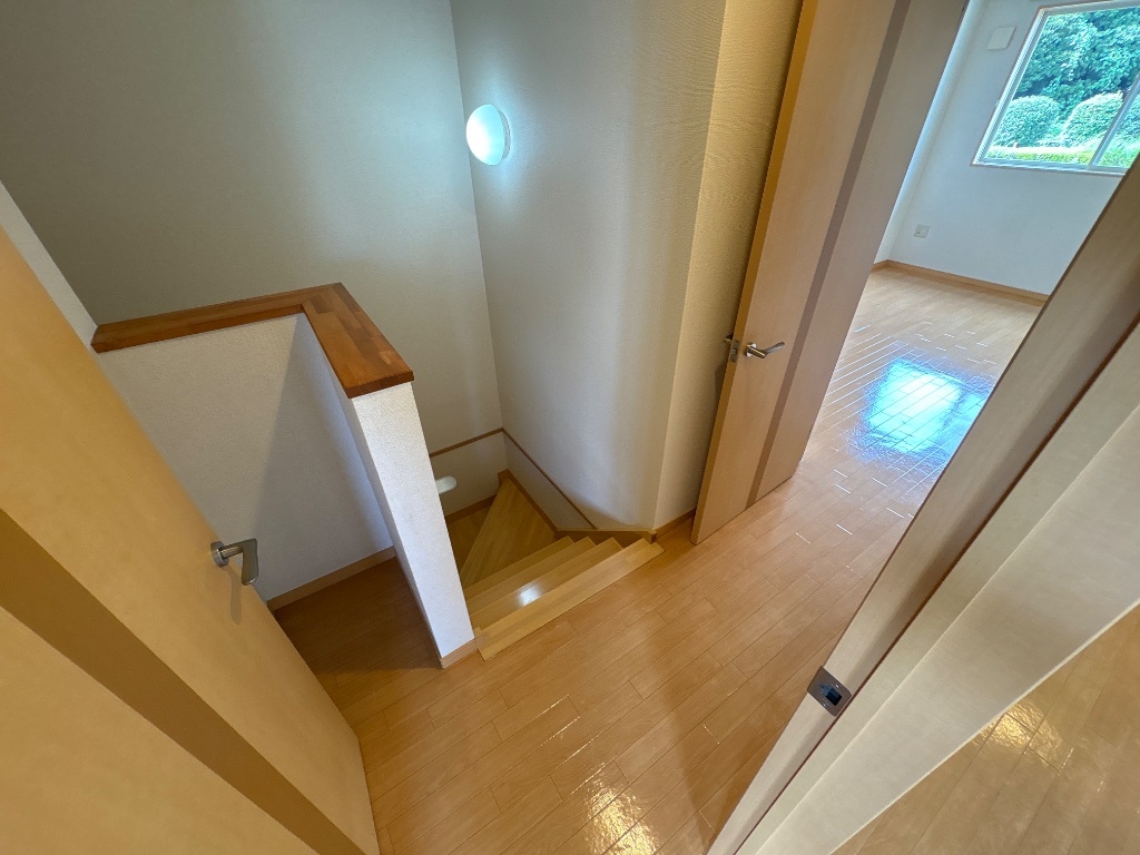 拡大写真:CasaBonneur 2階206の廊下