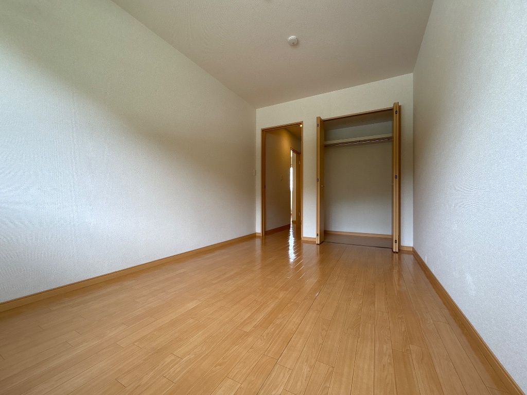 拡大写真:CasaBonneur 2階206のクローゼット
