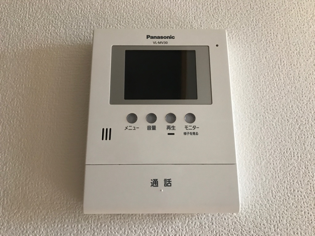 拡大写真：ウェンブリー（Ｗｅｍｂｌｙ） 2階202のカメラ付インターホン