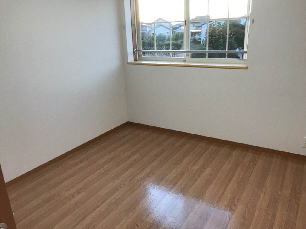 拡大写真:パールハイツみやび 2階206の洋室