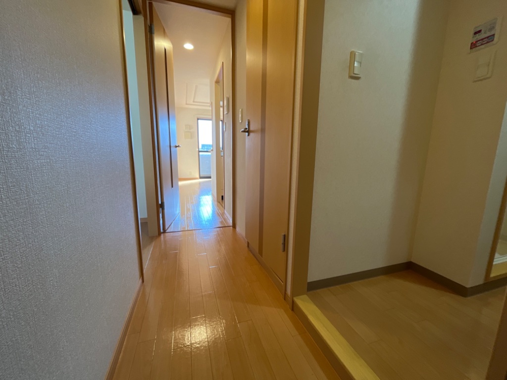 拡大写真:グラシアス 2階207の廊下