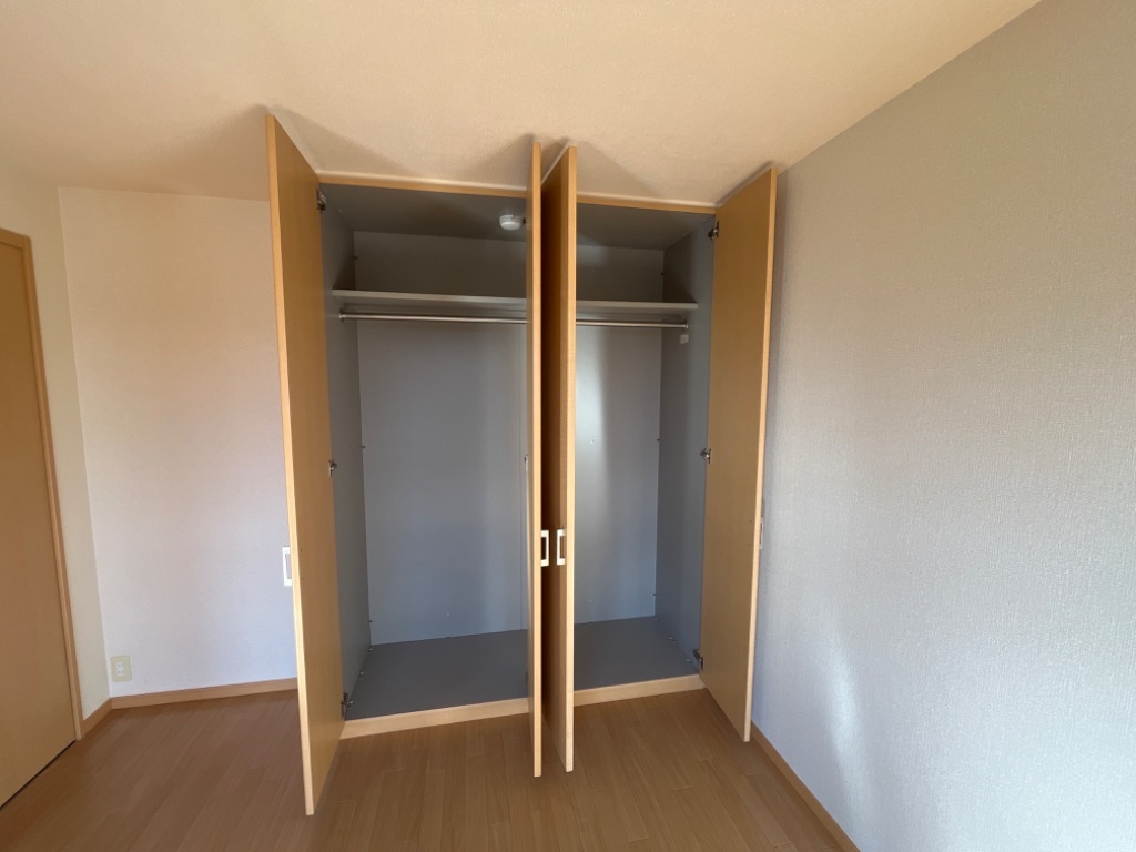 拡大写真:グラシアス 2階207の収納