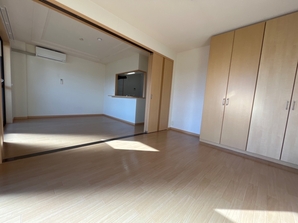 拡大写真:グラシアス 2階207のリビング