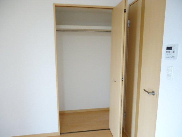 拡大写真：リリオ 1階102の収納