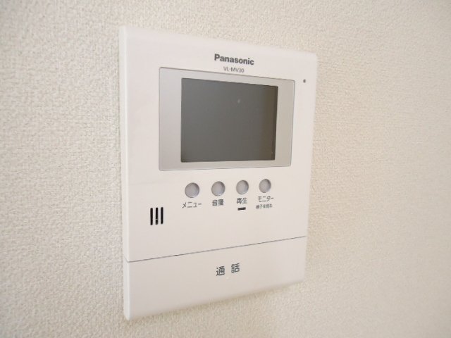 拡大写真:ペットピア春日 2階205のカメラ付インターホン