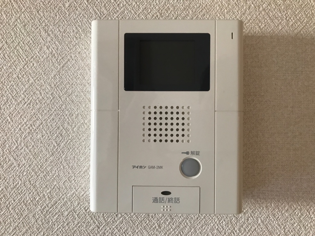 拡大写真:グレイスC.K Ⅱ 3階302のカメラ付インターホン