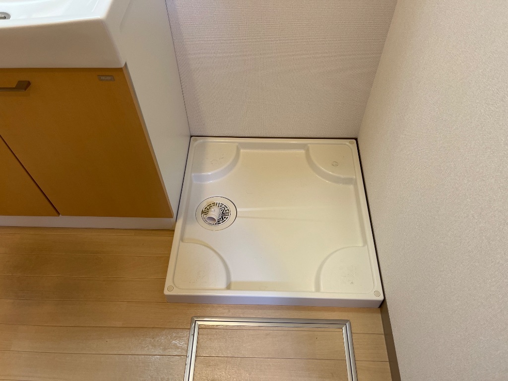 拡大写真:ヒール・コート 1階101の洗濯機置場