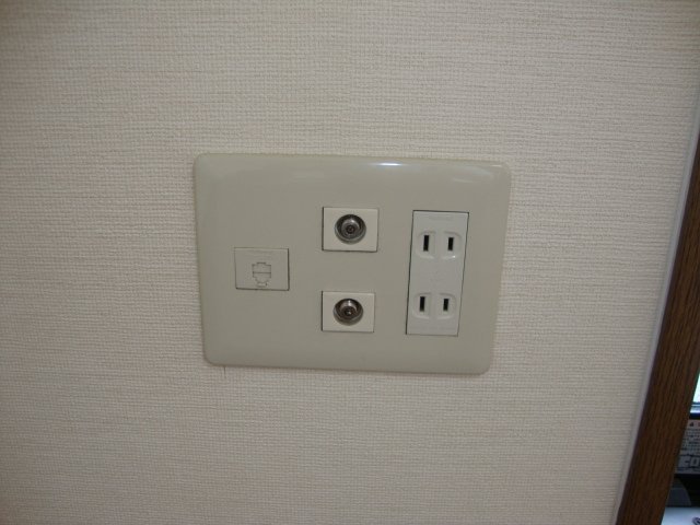 拡大写真:ラトリシエール 4階407のテレビジャック