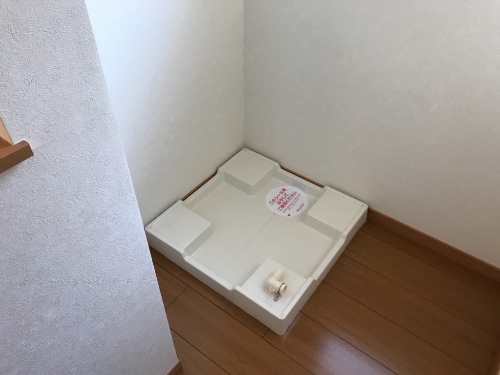 拡大写真:サンハウスアスト 2階202の洗面