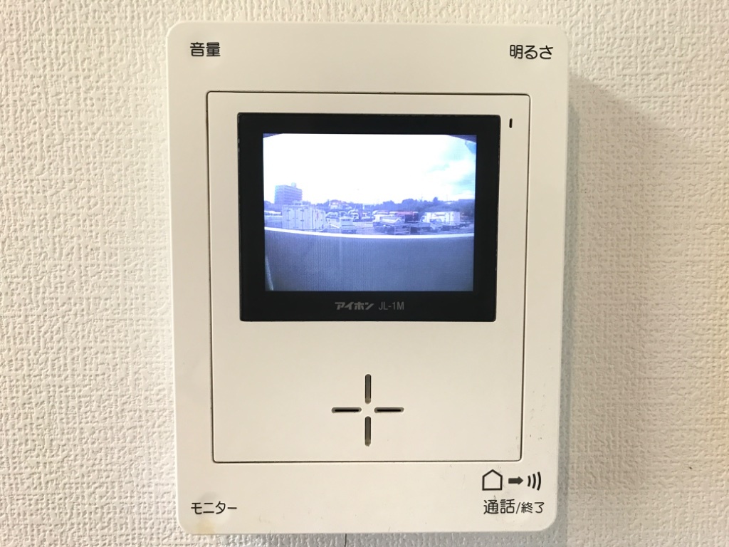 拡大写真:コーポ シャングリラ 2階203のカメラ付インターホン(イメージ)