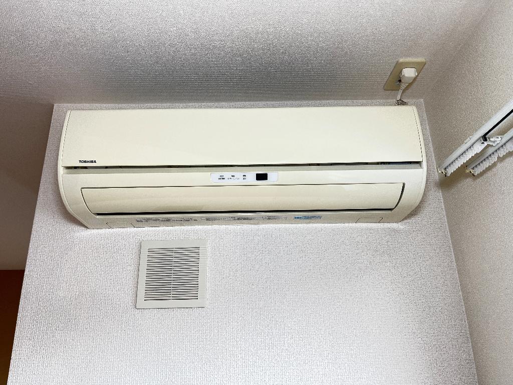 拡大写真:エクセルハイム 1階102のエアコン