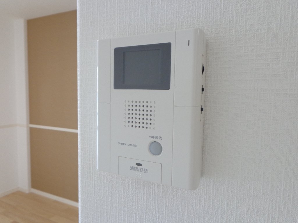 拡大写真:NOZt(ノッズ) 2階00202のカメラ付インターホン