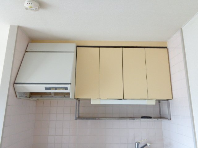 拡大写真:エクセル田幡 4階401のキッチン