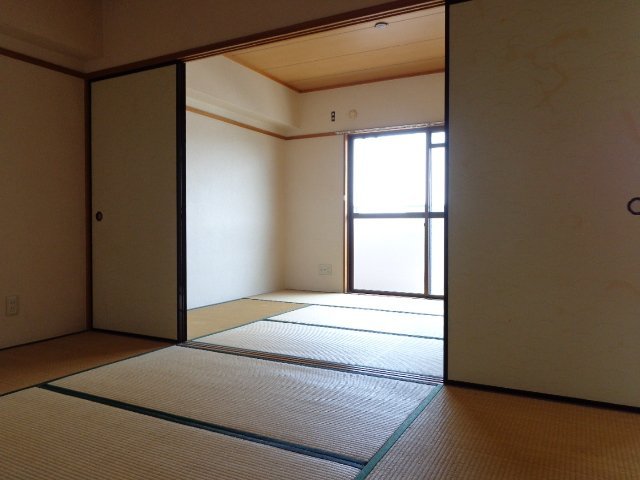 拡大写真:エクセル田幡 4階401の和室