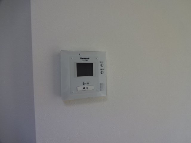 拡大写真:コンフォート 2階202のカメラ付インターホン