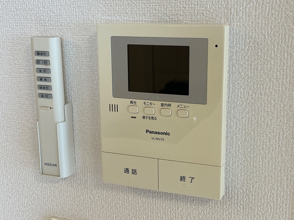 拡大写真:ティアモ 2階202のカメラ付インターホン