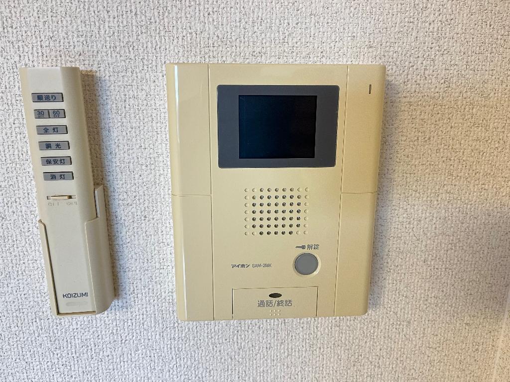 拡大写真:ボンヌールコートK 3階306のカメラ付インターホン