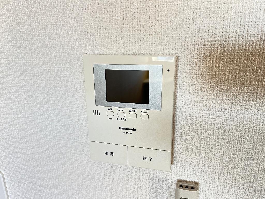 拡大写真:ユニソン 2階205のカメラ付インターホン