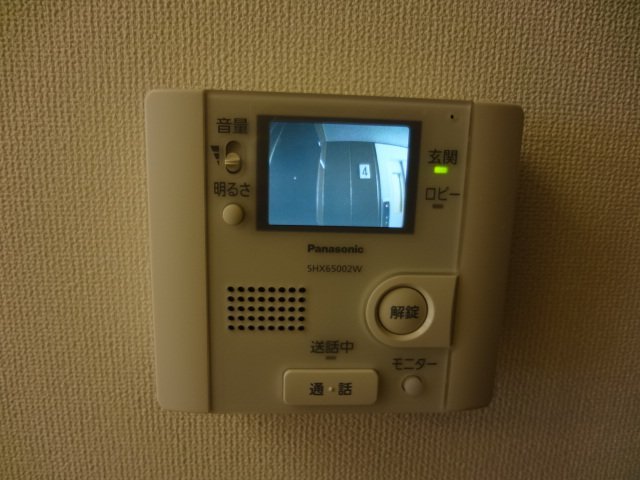 拡大写真:アーバン21 2階201のカメラ付インターホン