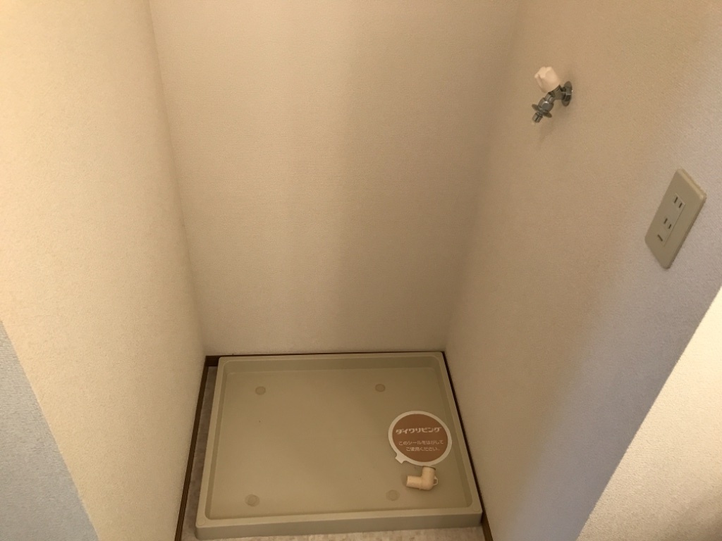 拡大写真:岡山市中区長岡 1階103の洗濯機置場(イメージ)