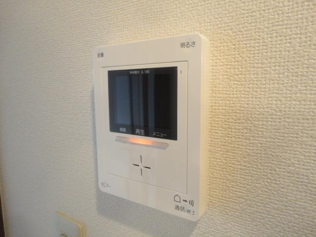 拡大写真:フォルテ 4階402のカメラ付インターホン