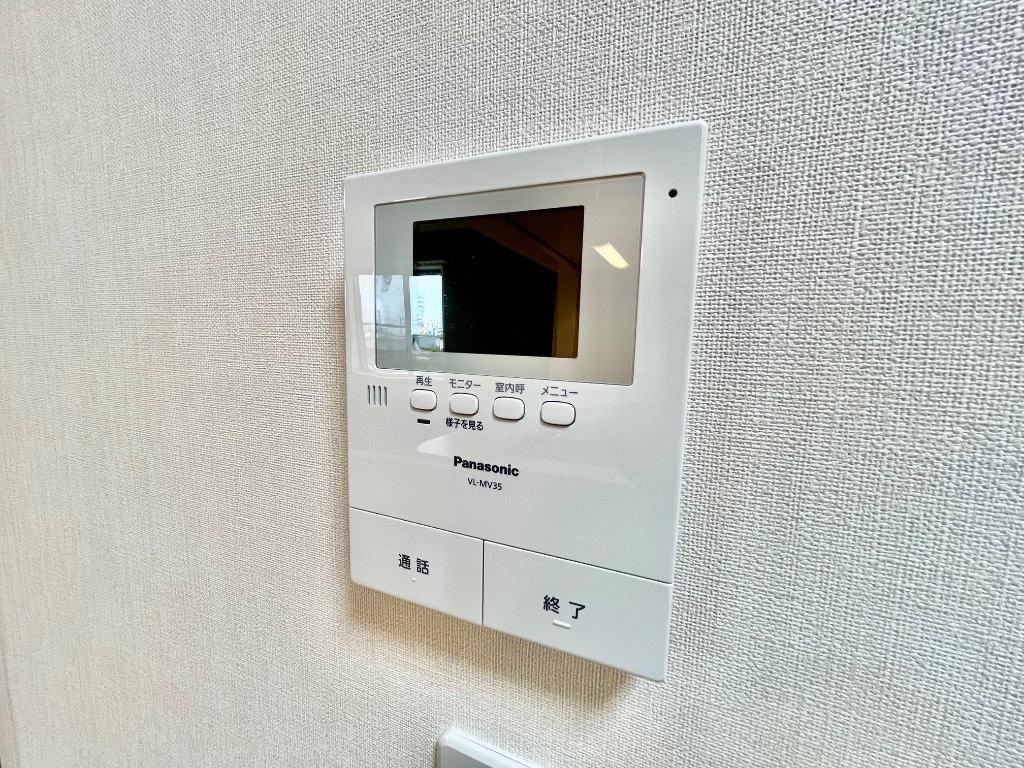 拡大写真:アイリス 2階201のカメラ付インターホン