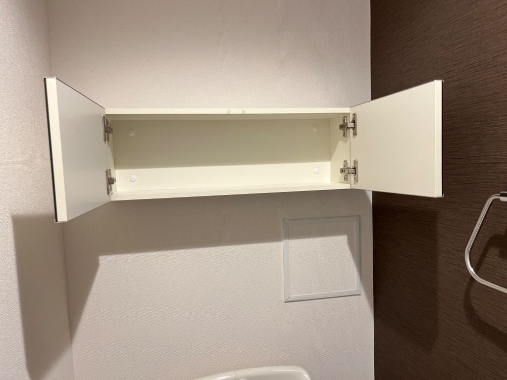 拡大写真:パストラル 2階203のトイレ収納