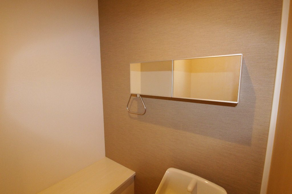 拡大写真:エイシーズ コート 1階107のトイレ収納(イメージ)