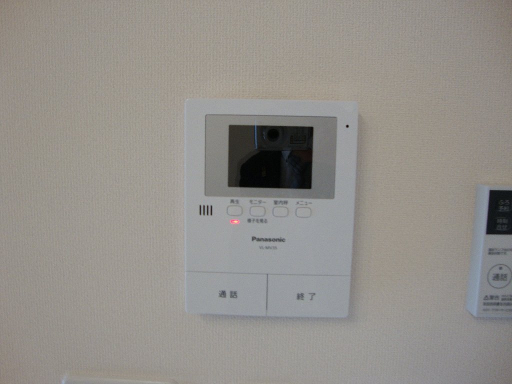 拡大写真:ルミナス コード 1階101のカメラ付インターホン