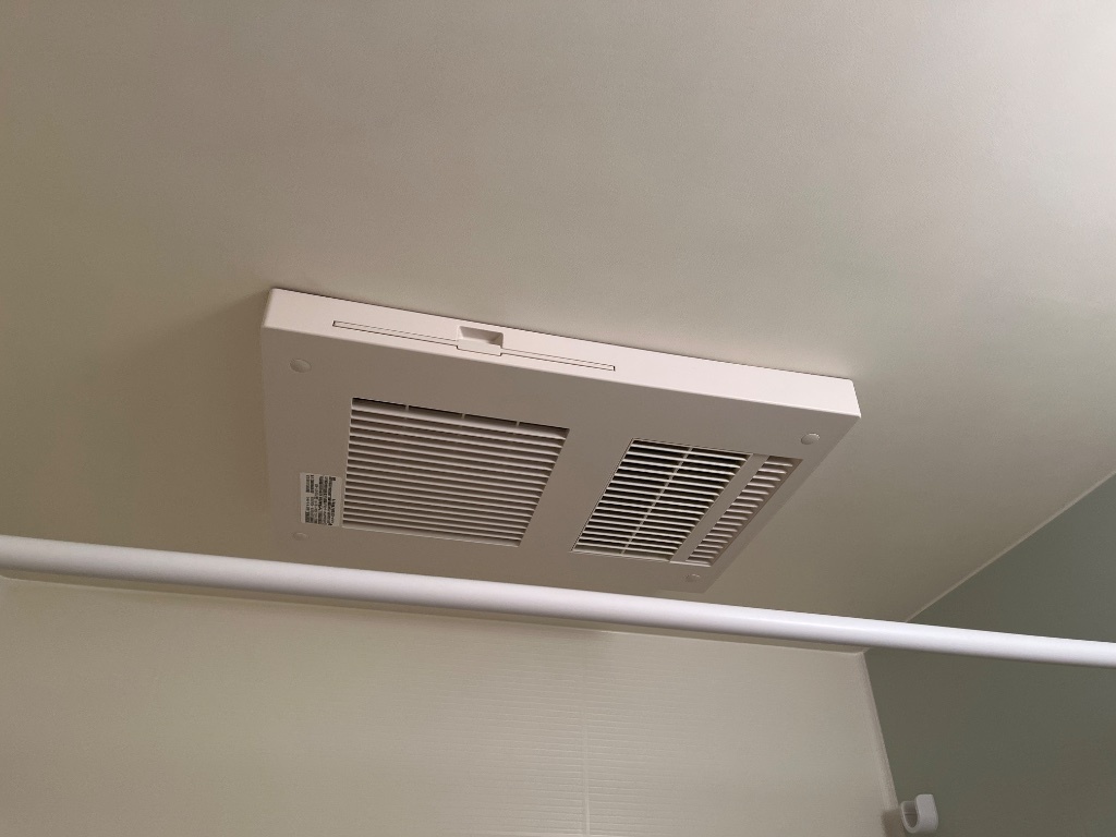 拡大写真:プランドール 2階202の浴室乾燥機