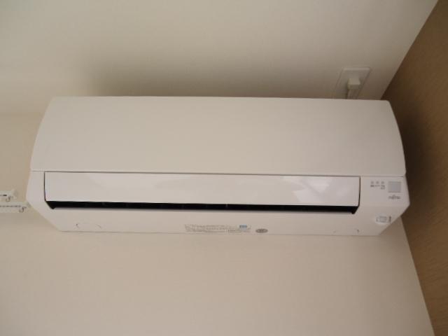 拡大写真:ワイズスクエア92(Y’s square92 ) 2階201のエアコン