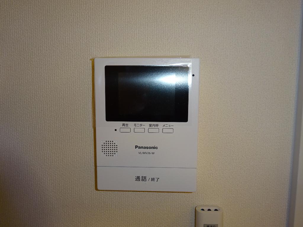 拡大写真:ビリーヴ 2階202のカメラ付インターホン