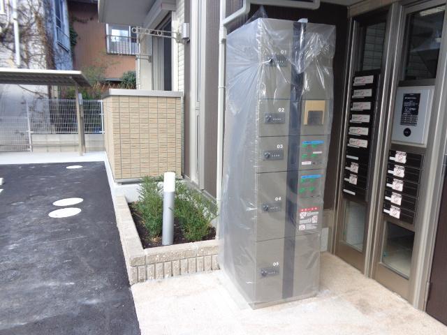 拡大写真:アイクレスト下関駅 2階201の宅配ボックス