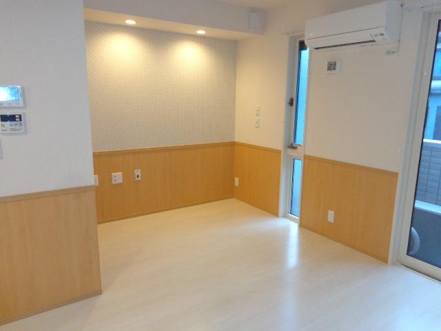 拡大写真:アイクレスト下関駅 2階201のリビング