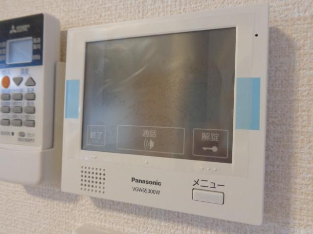 拡大写真:アイクレスト下関駅 2階201のカメラ付きインターホン