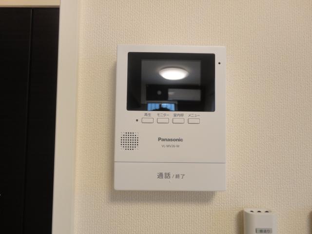 拡大写真:グレーシア PiPo 2階201のカメラ付インターホン