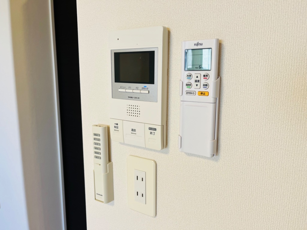 拡大写真：ベルモンターニュ 5階00503のカメラ付インターホン