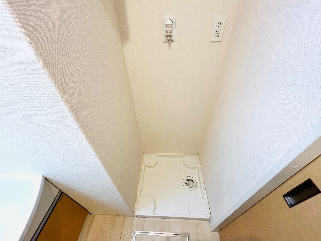 拡大写真:シャルム 2階00201の洗濯機置場